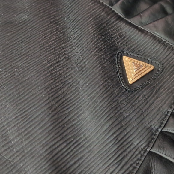 Z.K Leather Goods Woman's Vintage Black Crossbody Bag. - Picture 14 of 16